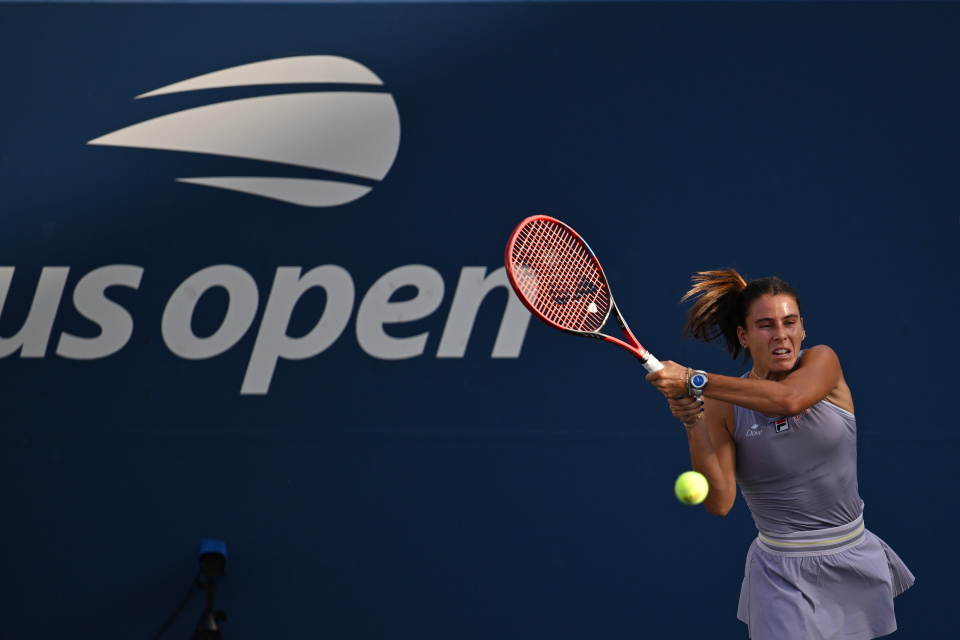 纳瓦罗在比, 纳瓦罗在比 纳瓦罗在比, 纳瓦罗在比