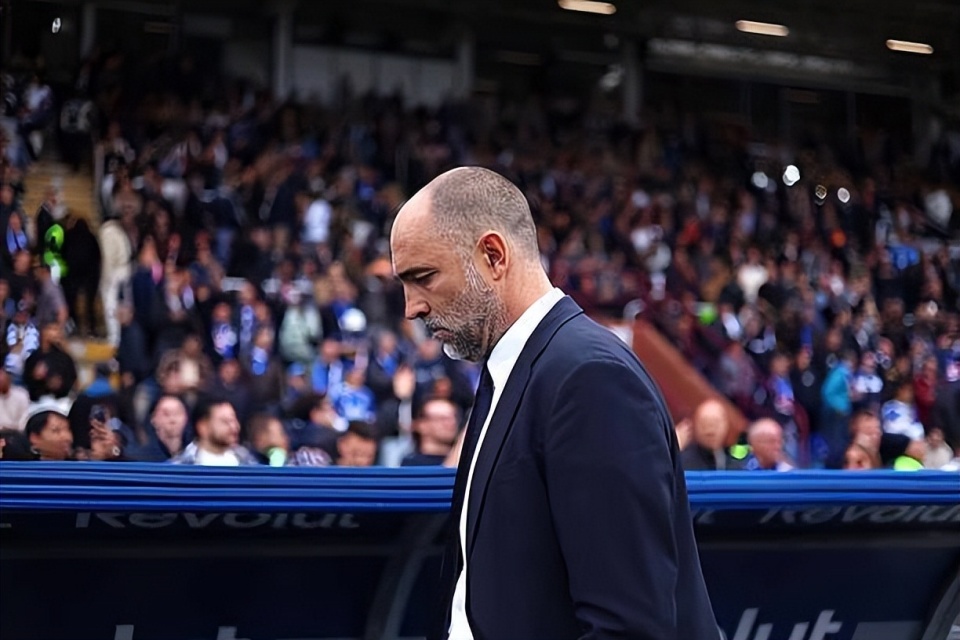 赛后也是被, 轮赛事 赛后也是被, 轮赛事